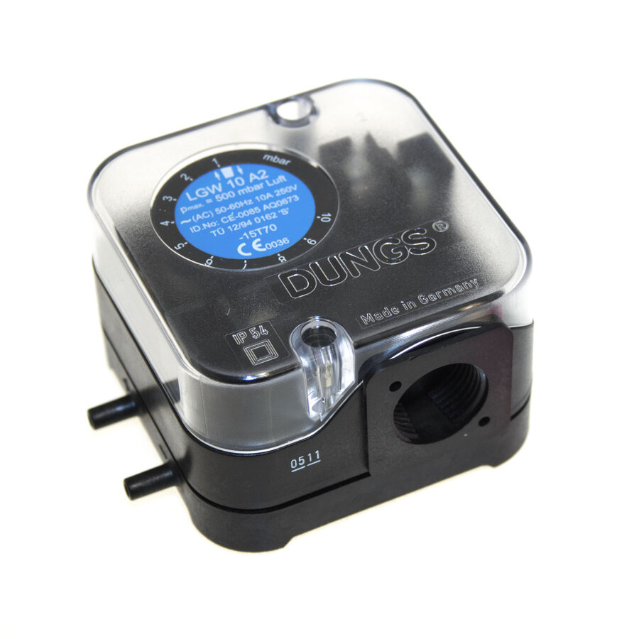 Pressure differential switch 